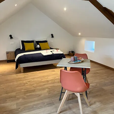 Le Gue De Clecy 住宿加早餐酒店