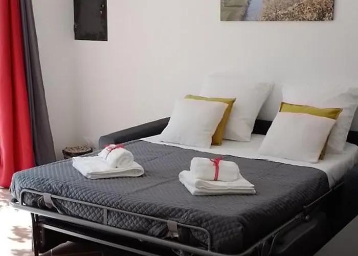 Le Gue De Clecy Bed & Breakfast Le Vey